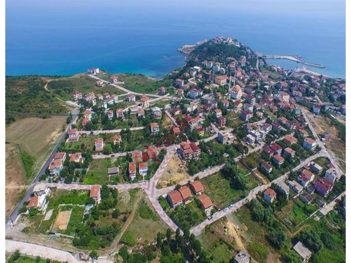 Karaburun\'da Büyük Projele\'re Komşu Arsa