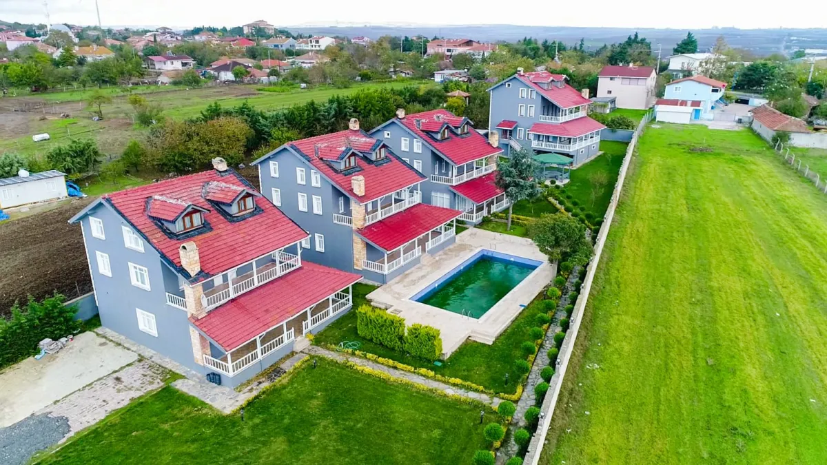 Silivri  Villa İmarlı  Kat Karşılığı Arsa Arsayışımız Bulunmakta