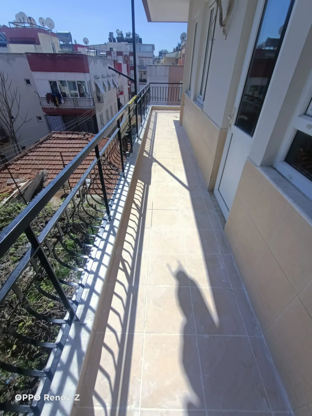 BOŞ KİRALIK OFM DÜNYOGÖZE COK YAKIN 3+1 DAİRE 2 KAT 140 m2