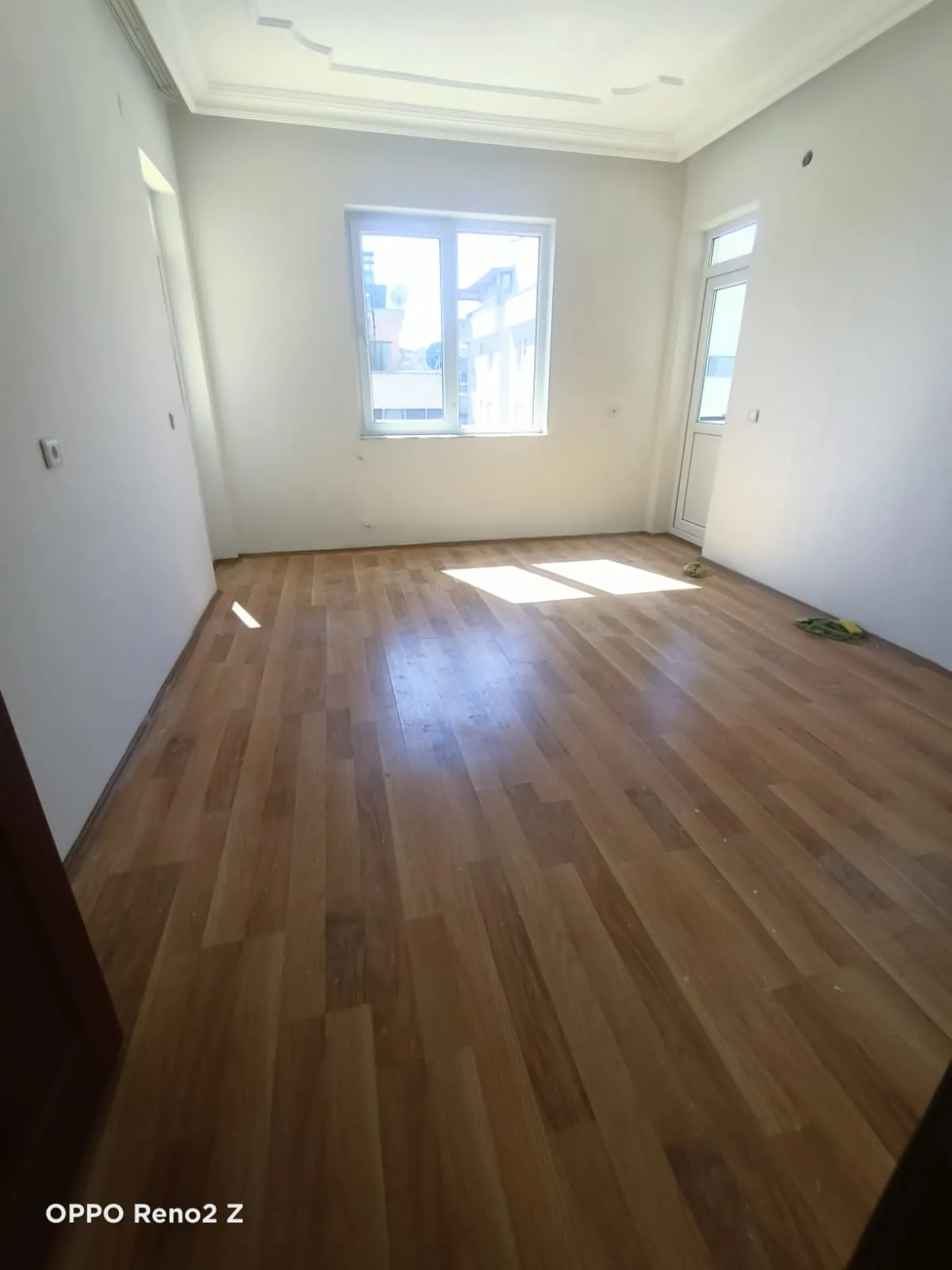 BOŞ KİRALIK OFM DÜNYOGÖZE COK YAKIN 3+1 DAİRE 2 KAT 140 m2