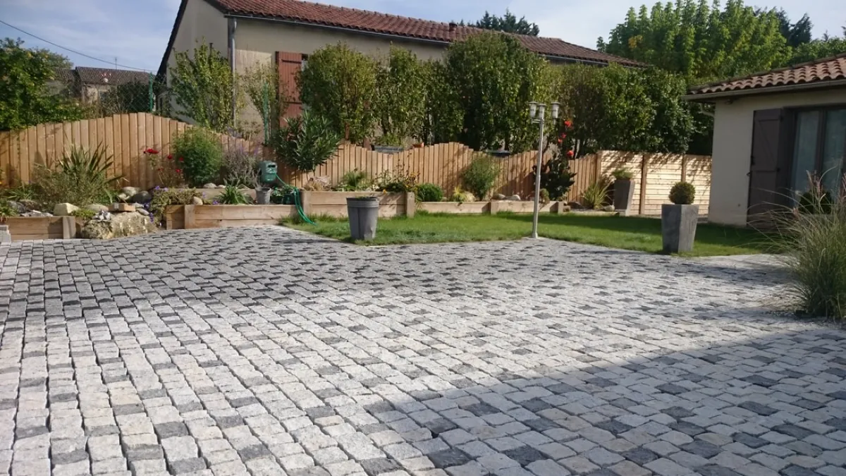 İzmir ceşme doğal kırma granit küp taş Halil usta - Büyük 3