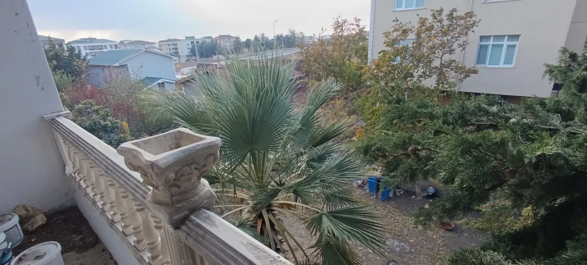 Asya Gayrimenkul'den Kumburgazda 500m² Arsa içinde villa kiralık - Büyük 26