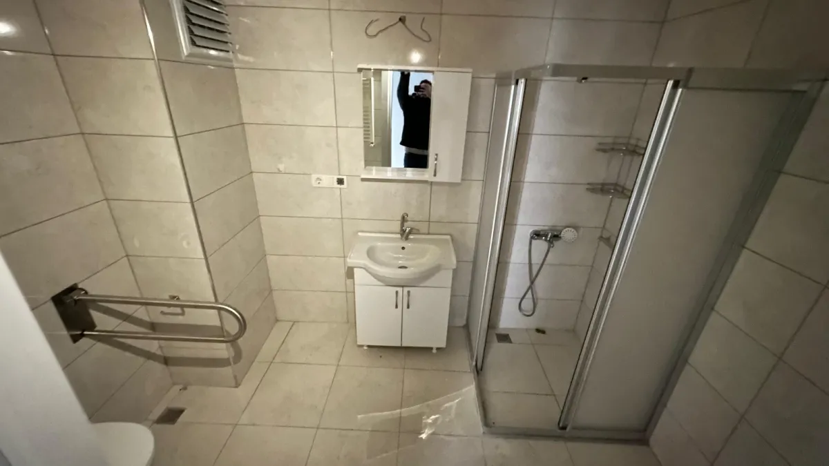 Bahçelievler Soğanlı Kiralık 2+1 sıfır arakat daire. Vizyon - Büyük 2