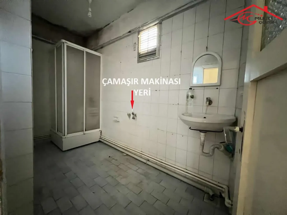 Yenibosna Çobançeşme mahallesinde 2+1 kiralık daire en üst kat - Büyük 8