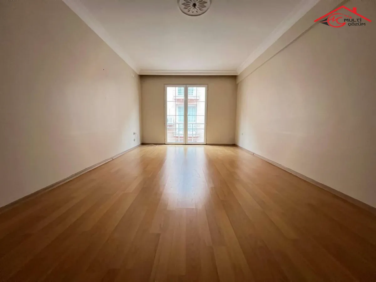Yenibosna zafer mahallesinde site içinde kiralık 3+1 daire - Büyük 1