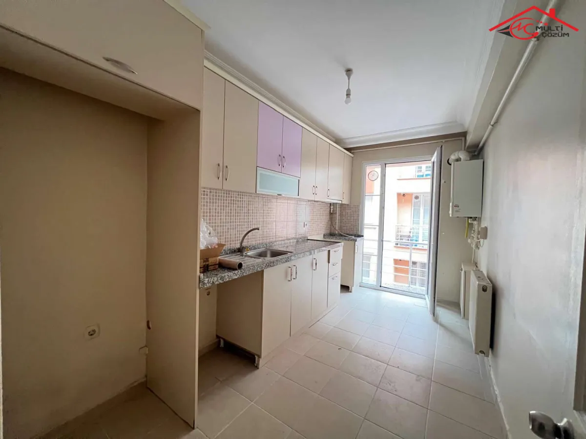 Yenibosna zafer mahallesinde site içinde kiralık 3+1 daire - Büyük 10