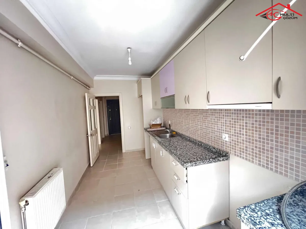 Yenibosna zafer mahallesinde site içinde kiralık 3+1 daire - Büyük 13
