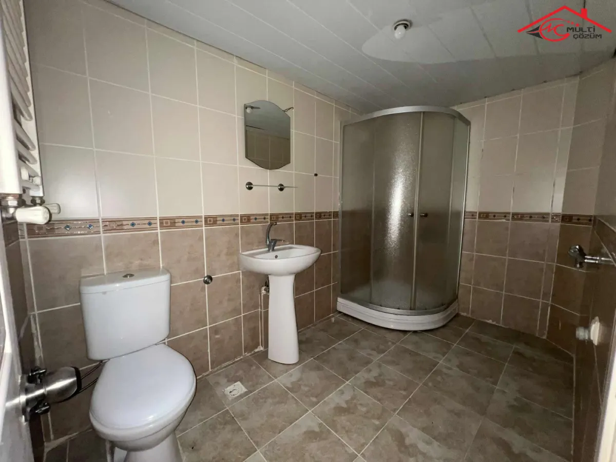 Yenibosna zafer mahallesinde site içinde kiralık 3+1 daire - Büyük 16