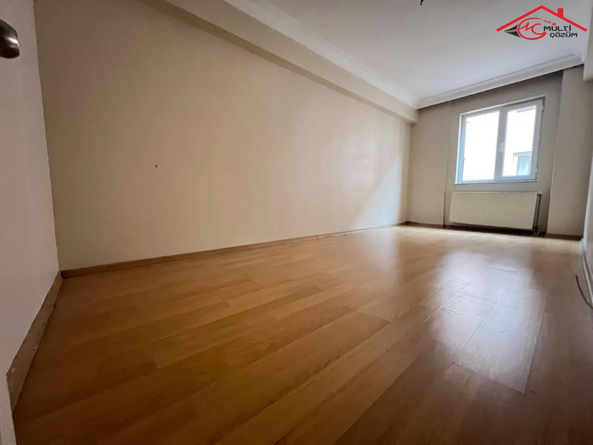 Yenibosna zafer mahallesinde site içinde kiralık 3+1 daire - Büyük 7
